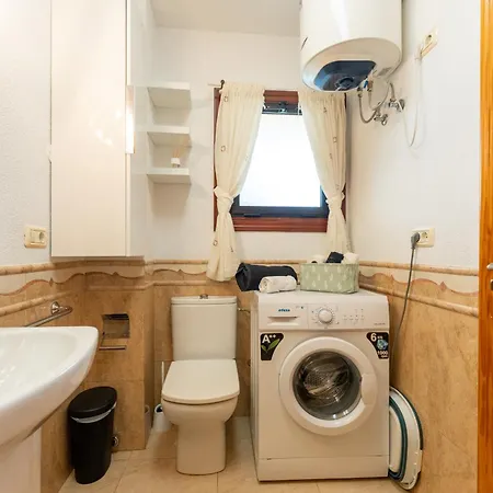 Estudio Con Mejor Posicion En Playa Vistas Арона